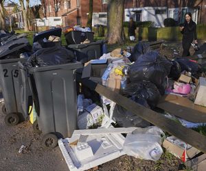 W. Brytania/ W Birmingham od miesiąca strajkują pracownicy wywożący śmieci, na ulicach szczury wielkości kota