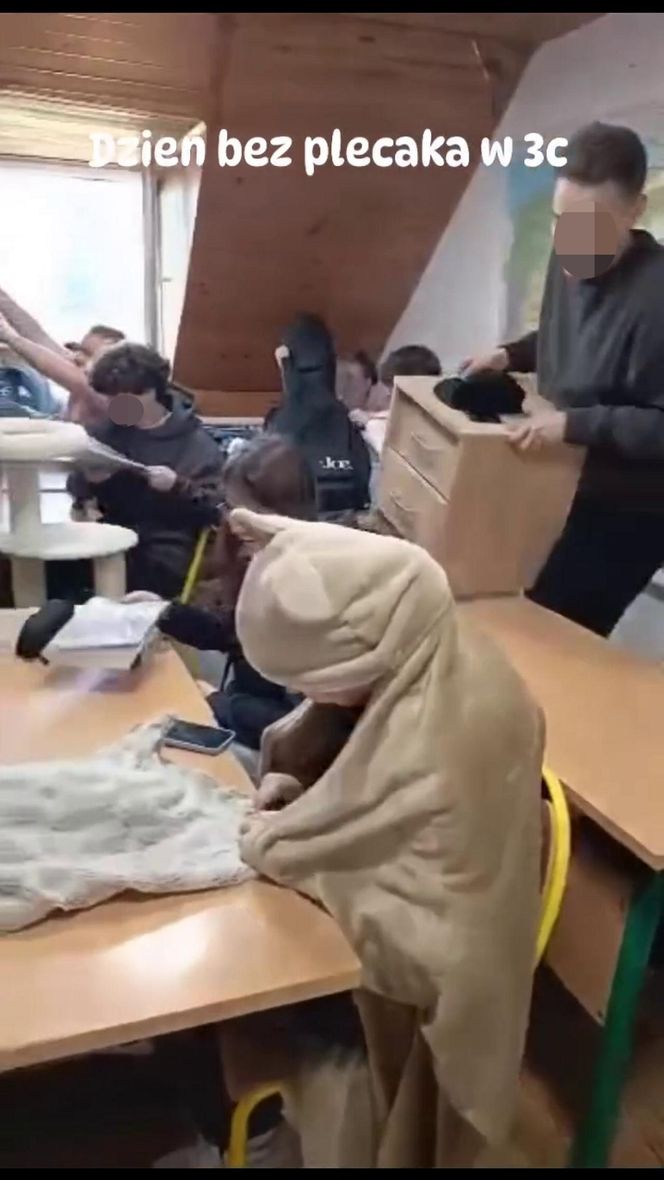 Dzień bez plecaka w warszawskiej szkole