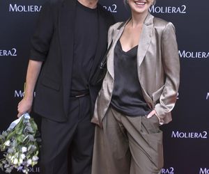 Ostaszewska, Dębska, Woźniak-Starak jako modowe divy. Tłum gwiazd na pokazie Zienia