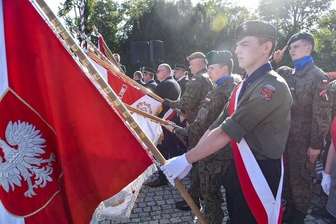 Obchody 80. rocznicy wybuchu Powstania Warszawskiego w Toruniu. Mieszkańcy grodu Kopernika pamiętają o bohaterach