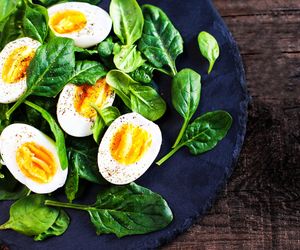 Mówili, że podnoszą cholesterol, teraz twierdzą, że to samo zdrowie. Ile to za dużo?