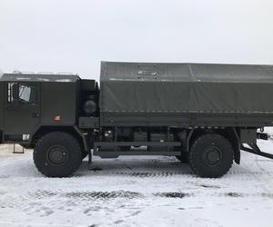 Wypadek wojskowej ciężarówki w okolicy Hajnówki. Wezwano śmigłowiec LPR