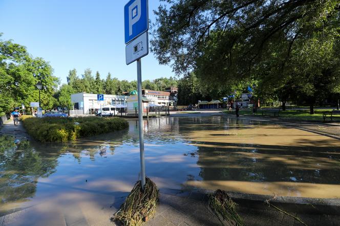 Zniszczenia po nawałnicy, która przeszła przez Rabkę-Zdrój