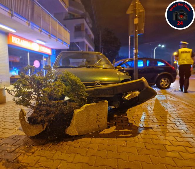 Pijana Ukrainka staranowała zaparkowane auto. Miała ponad 2 promile 