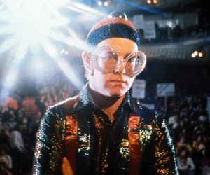 Elton John - ciekawostki o Goodbye Yellow Brick Road | Jak dziś rockuje?