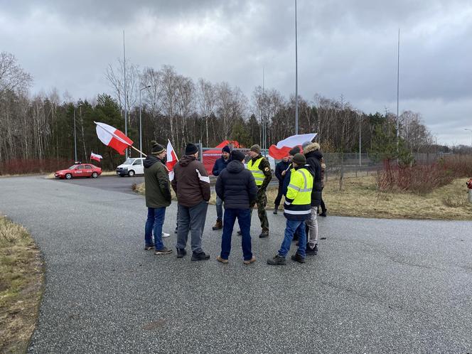 Protest rolników na węźle A2 Zgierz. Jak długo droga będzie zablokowana?