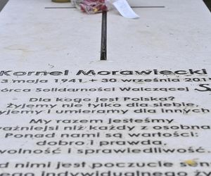Grób Kornela Morawieckiego na  Powązkach Wojskowych