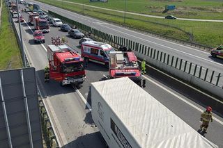 Krzeczów. Wypadek śmiertelny na autostradzie A4. Zablokowany pas w kierunku Krakowa