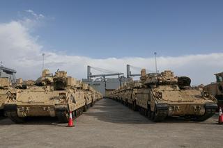 Desant amerykańskich wojsk w Grecji. Do kraju dotarły czołgi Abrams i wozy Bradley
