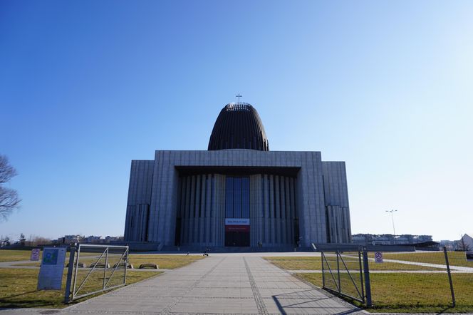 Światynia Opatrzności Bożej w Wilanowie - jej architektura budzi kontrowersje