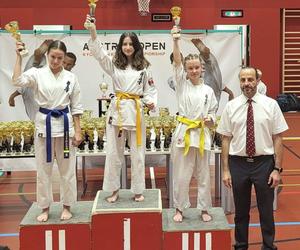 AUSTRIAN OPEN i 8 medali dla zawodników Kaliskiego Klubu Karate Kyokushinkai.