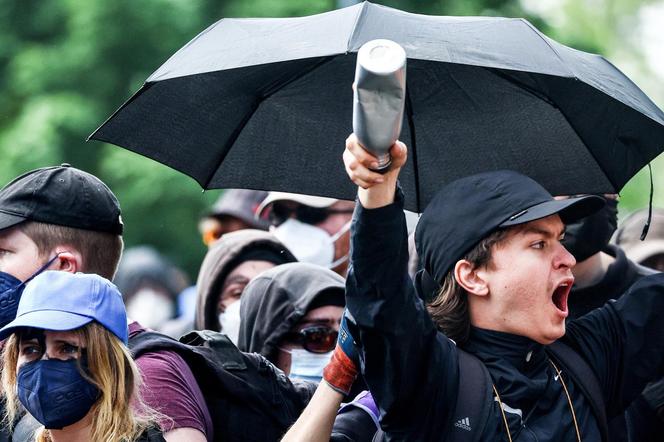 Protest przeciw planowanej rozbudowie fabryki Tesli pod Berlinem 