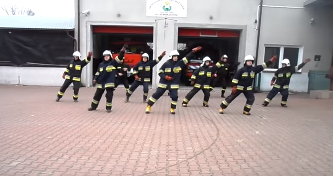 Lubelscy strażacy zatańczyli z okazji Dnia Kobiet