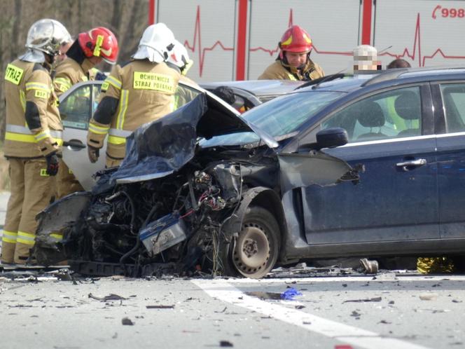  Tragiczny wypadek w Całowaniu. Wyprzedzała ciężarówkę, nie żyje