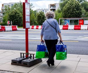 Nowe emerytury 2024 - waloryzacja będzie podwójna! Kiedy i o ile wzrosną świadczenia seniorów?