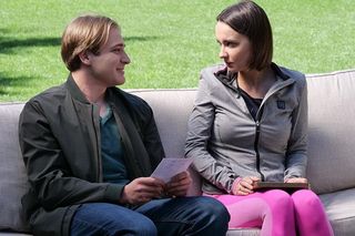 Pierwsza miłość, odcinek 3868: Melka (Ewa Jakubowicz), Biały (Igor Paszczyk)