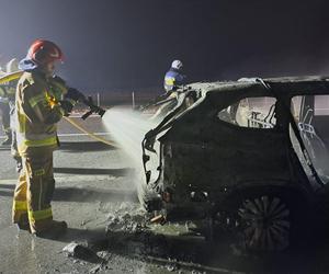 Pożar samochodu osobowego na autostradzie A1 w gm. Chełmża