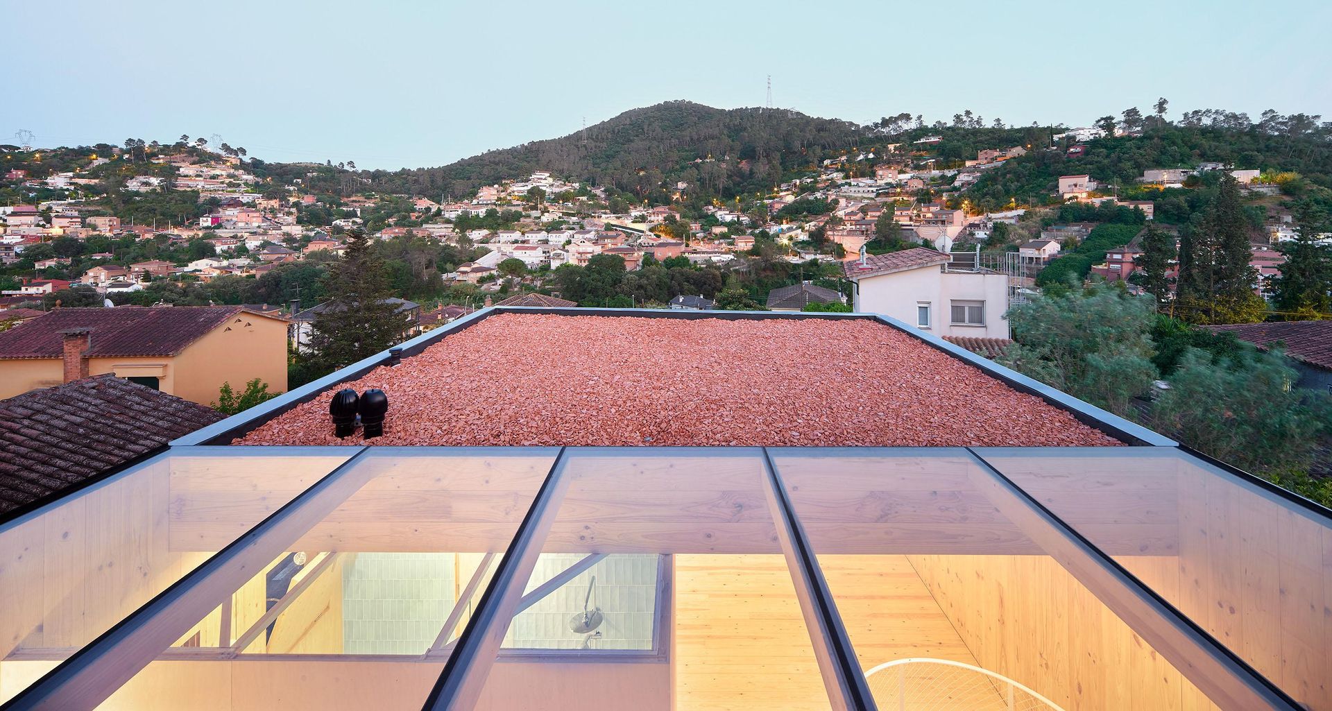 Residential Building near Barcelona by Àgora Arquitectura