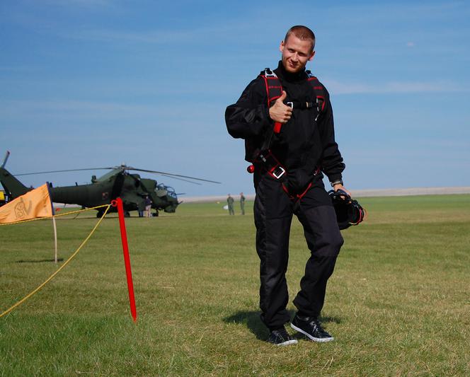 Skydive Chełm: Oderwij się od ziemi i wyskocz!