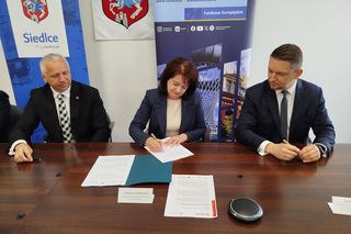 Umowy na dofinansowanie inwestycji w CKiS i Budowlance zostały już podpisane.