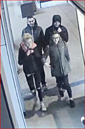 Łódź: POSZUKIWANI sprawcy pobicia na przystanku tramwajowym! W grupie młode dziewczyny