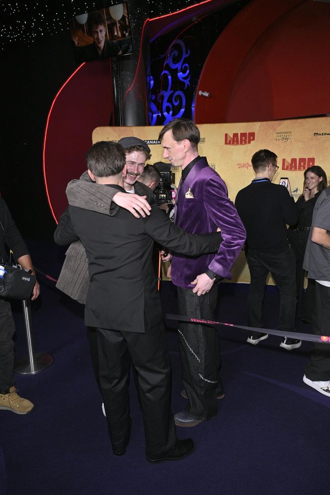 Premiera "LARP. Miłość, trolle i inne questy": Pawł Deląg z partnerką