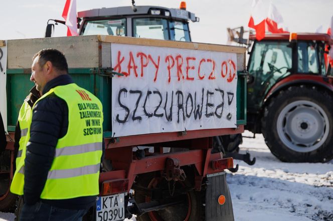 Protest przeciw budowie zbiornika w Szczurowej