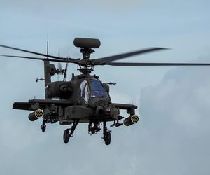  Apache AH-64E