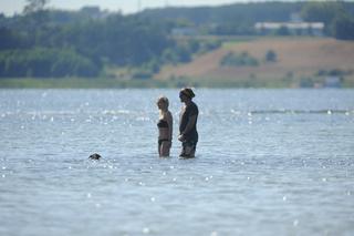 Patrycja Markowska  na skuterze 