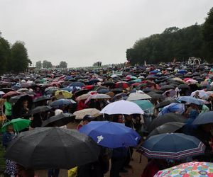 Odpust w Gietrzwałdzie. Do słynącej z Objawień Maryjnych miejscowości przyjechały tłumy