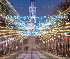 Świąteczne iluminacje w Częstochowie gotowe na jarmark bożonarodzeniowy