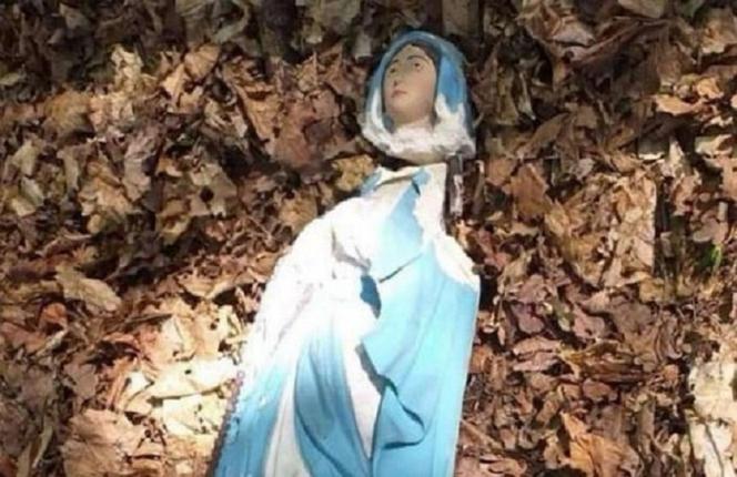 Bochnia. 19-latek zniszczył zabytkową figurkę Matki Boskiej. Zdumiewający powód