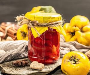 Jak przygotować dżem z pigwy, który podkręci smak twojej herbaty? Oto przepis na idealny dodatek