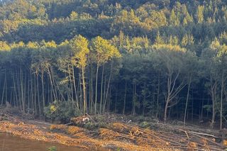 Powódź w Polsce. Bardo po przejściu wielkiej wody