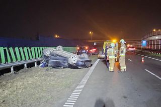 Dachowanie na S8. Jedna osoba trafiła do szpitala
