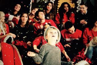 Gwiazdy na planie świątecznego klipu