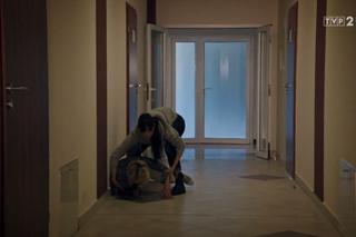 Barwy szczęścia, odcinek 1906. Bożena (Marieta Żukowska) i Celina (Orina Krajewska)