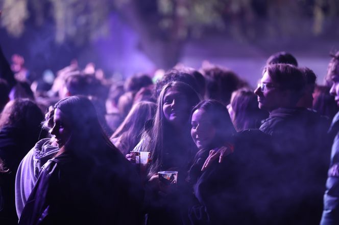 Juwenalia Śląskie 2025. DZIEŃ II Na scenie Oki, Adi Nowak i Otsochodzi