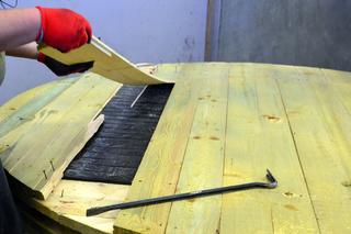 Przejście graniczne w Bobrownikach. KAS udaremniła przemyt papierosów wartych 1 mln zł