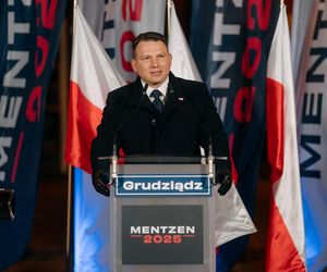 Tajemnice sukcesu Sławomira Mentzena. Funkcjonuje teraz bardziej jak gwiazda rocka niż jak polityk