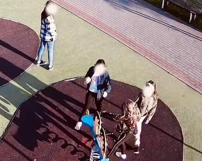 Przasnysz. Małe dziewczynki publicznie napiętnowane! Ostra reakcja na zniszczenie "Wembley" [ZDJĘCIA]