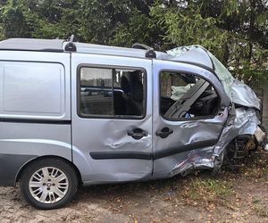 Zderzenie autobusu miejskiego z osobówką w Wilkowicach koło Leszna