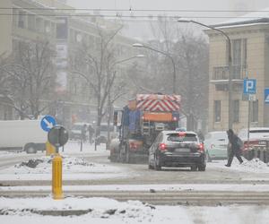 Wielka śnieżyca w Warszawie. Kiedy przestanie sypać? Zaskakująca prognoza