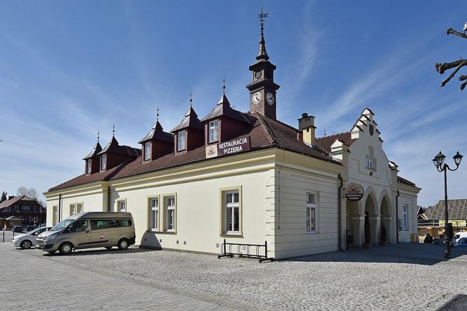To jedno z najmniejszych miast w Małopolsce. Jedna decyzja papieża sprawiła, że stało się sławne