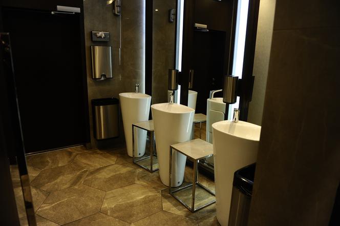 Toaleta w hotelu Marriott
