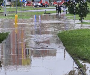 W Elblągu wylała rzeka. Wprowadzono stan pogotowia przeciwpowodziowego. „Każdy z nas się boi”