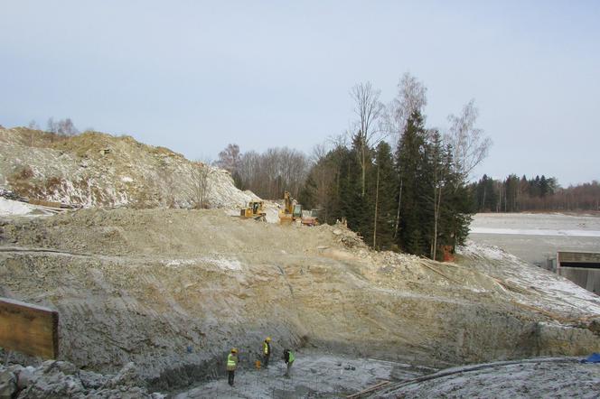 Wydłuża się termin oddania do użytku tunelu w ciągu Zakopianki. Wykonawca tłumaczy się pandemią i złą pogodą