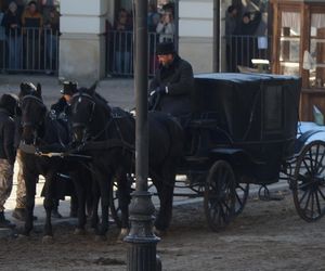 Gwiazdy marzną na planie Lalki