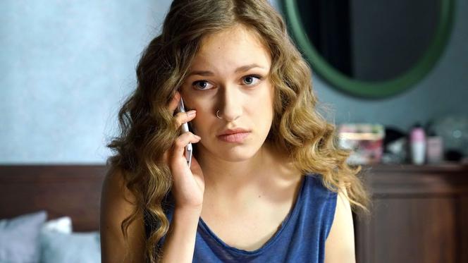 Barwy szczęścia, odcinek 1729, Angela (Helena Englert)