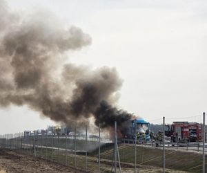 Pożar autokaru z dziećmi na A2